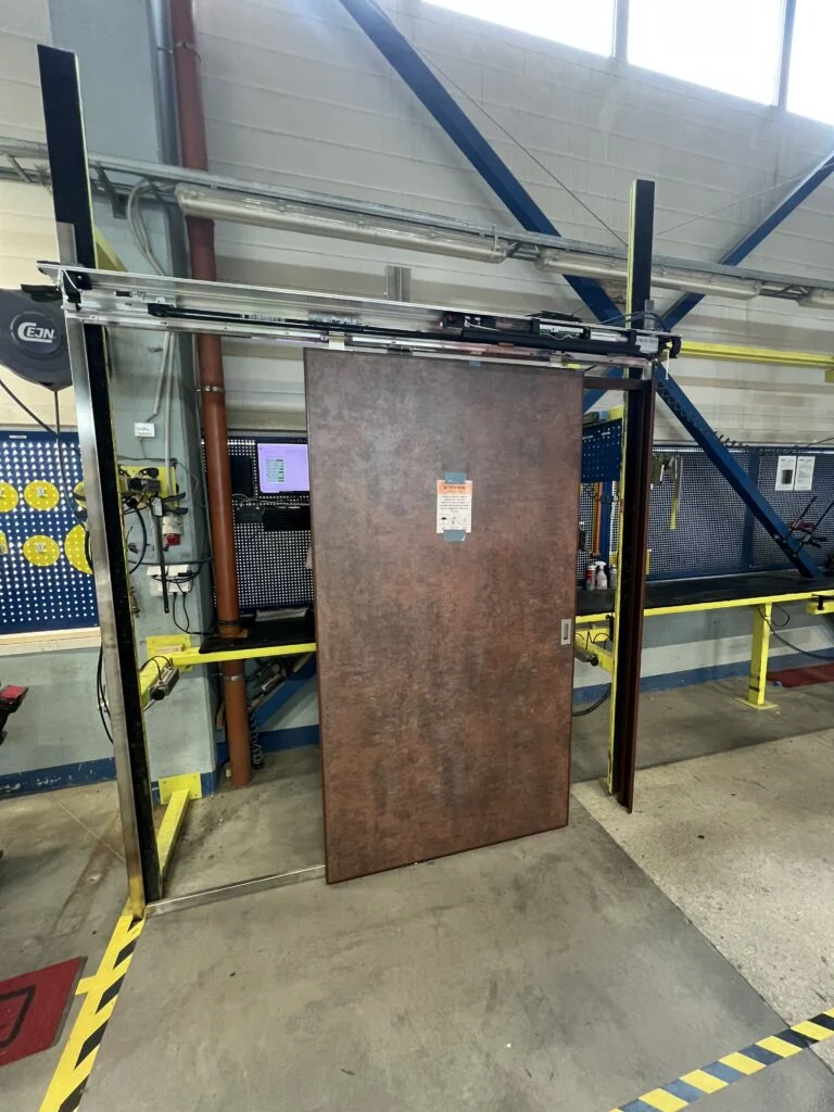 Tammer Marine sliding door